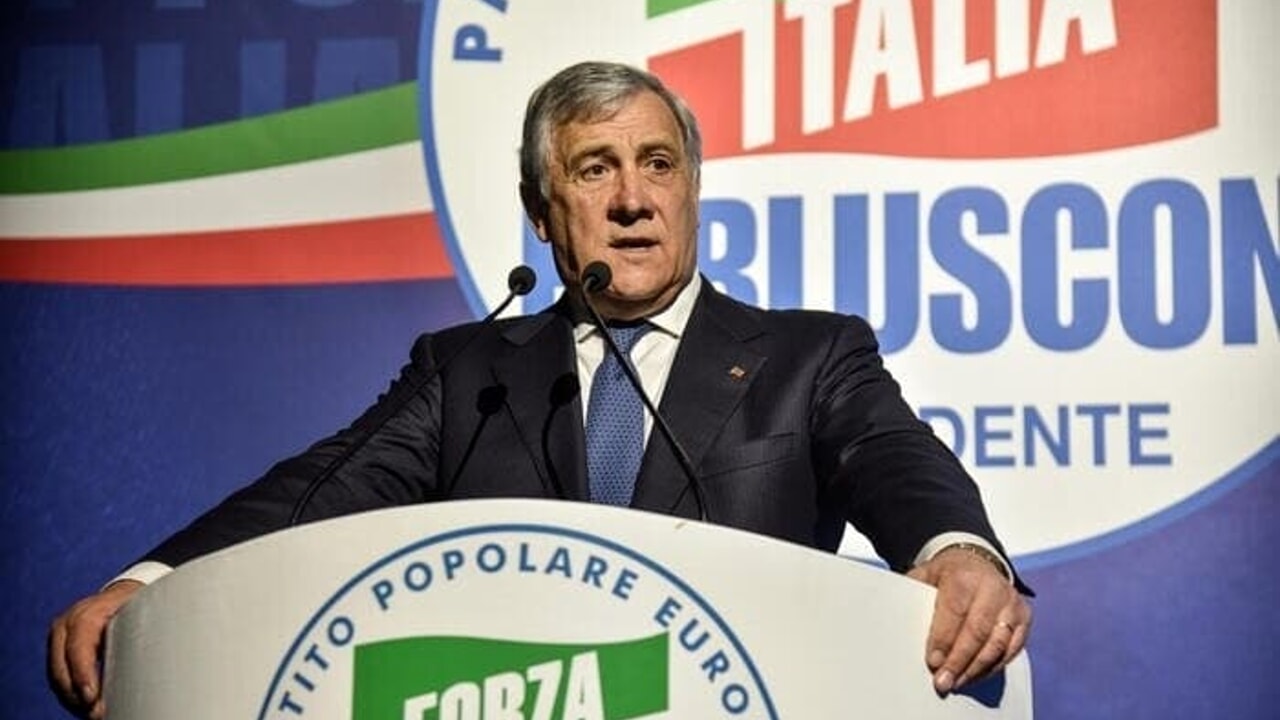 Convention di Forza Italia a Taormina con Tajani e ministri azzurri: il 18 e 19 novembre presente intera classe dirigente partito