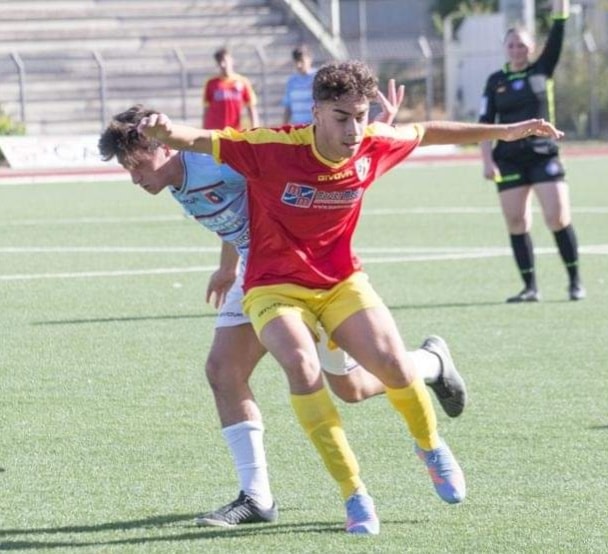 Calcio Under 19. Vola la Nissa di Giacomo Serafini: battuta 0-6 l’Agira; biancoscudati in testa alla classifica