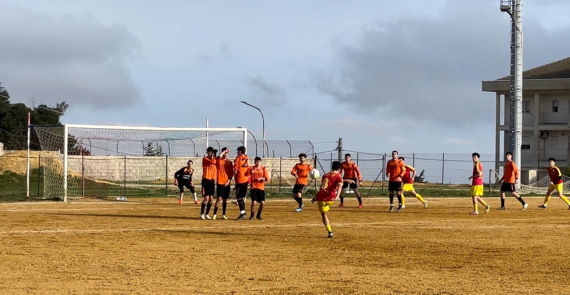 Calcio Under 19. La Nissa batte 0-3 il Mussomeli e conquista il primato in classifica