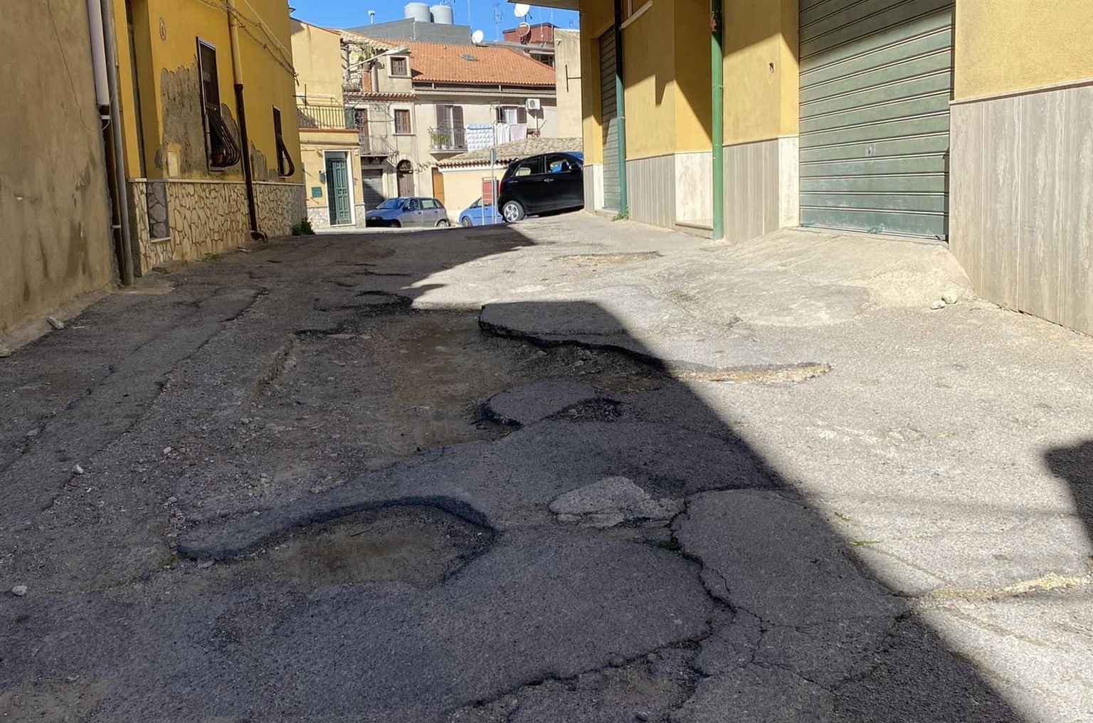 San Cataldo. La segnalazione: la via Vallelunga necessita interventi di sistemazione