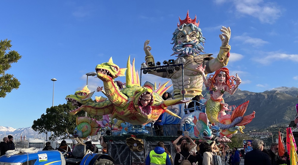 Carnevale termitano 2024: quattro giorni di sfilate, musica e intrattenimento a Termini Imerese