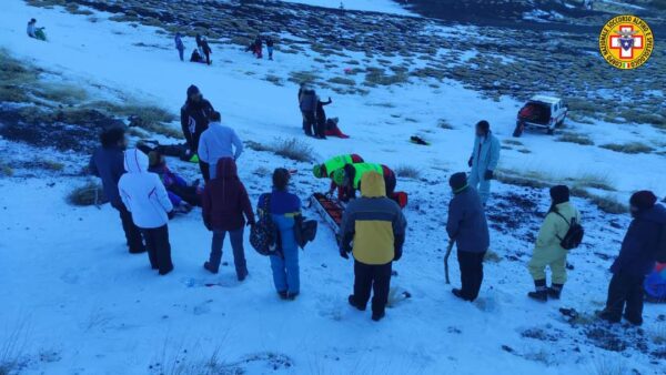 Escursionista soccorso sull’Etna con sospetta frattura alla gamba