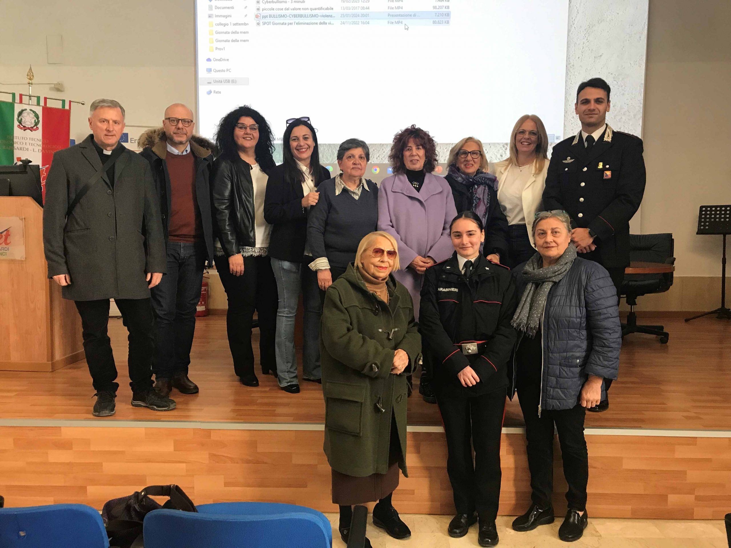 Caltanissetta. Iniziato al “Rapisardi – Da Vinci” ciclo di conferenze dei Carabinieri con il Soroptimist Club