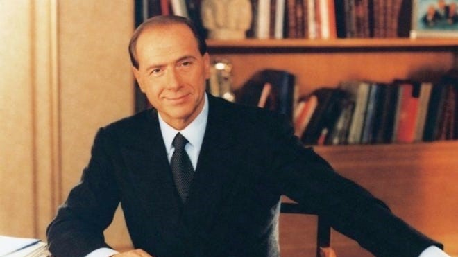 Silvio Berlusconi, 26 gennaio 1994: il video che 30 anni fa cambiò il modo di fare comunicazione politica