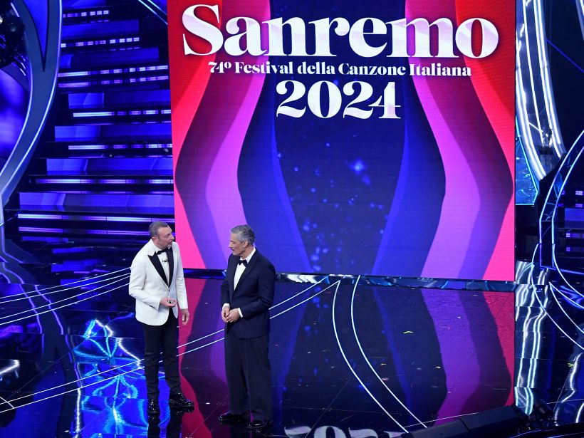 Sanremo: accoppiamenti e ordine uscita cantanti terza serata