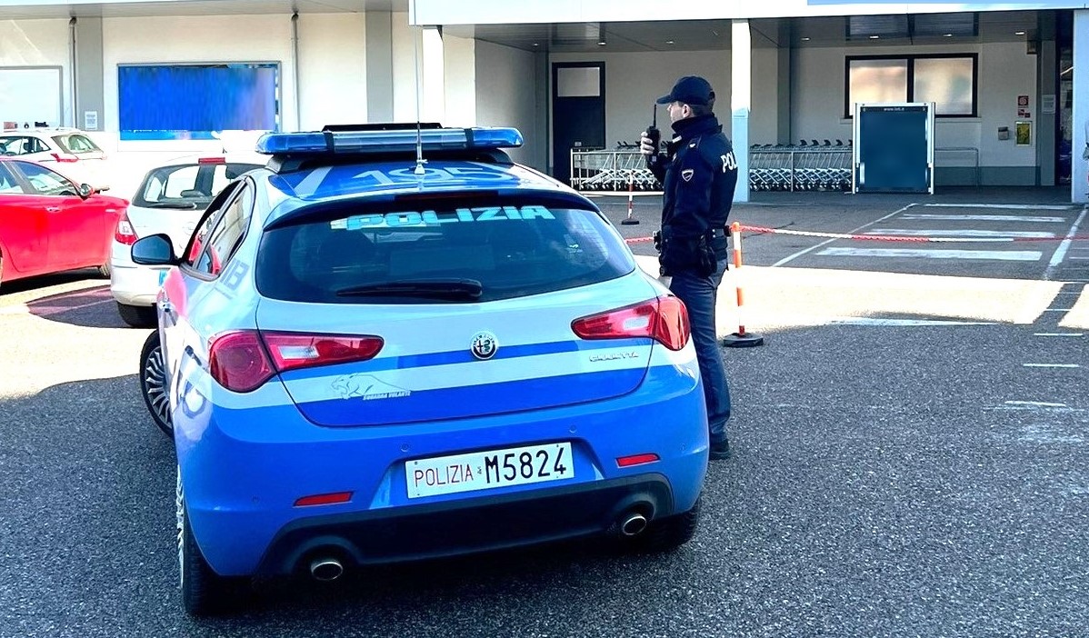 Caltanissetta, rapina un supermercato e fugge via. La Polizia arresta il 38enne