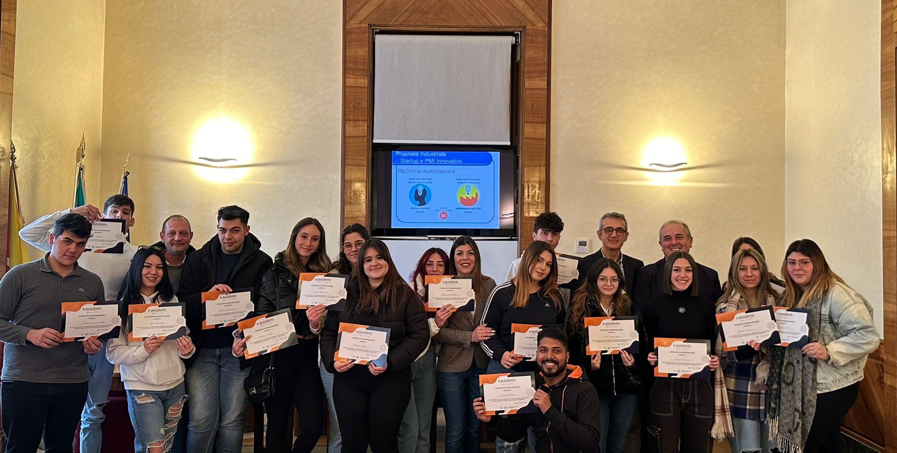 “La Camera di Commercio di Caltanissetta ospita gli studenti del IV anno di EUROFORM”. Un’opportunità di apprendimento per i futuri professionisti