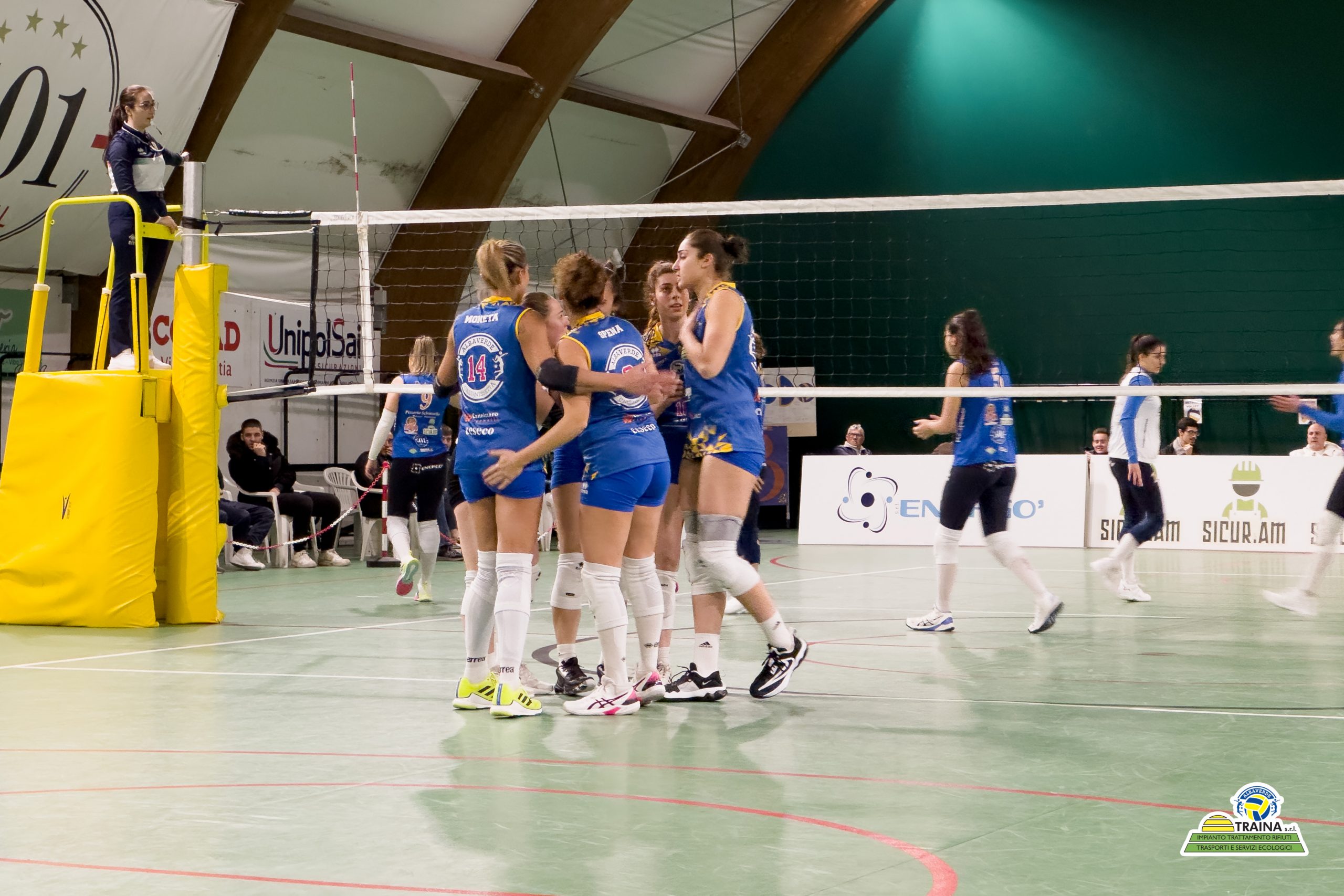 Volley femminile, serie B2: la Traina SRL Albaverde vittoriosa a Vibo Valentia consolida il secondo posto