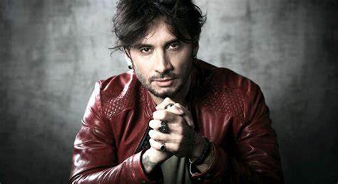 Fabrizio Moro, ad agosto live con Una vita intera Tour: due date in Sicilia