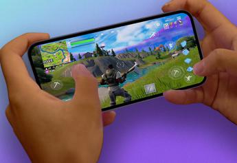 Fortnite non arriva su iPhone: Apple cancella l’account di Epic Games