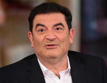 Max Giusti: “Dalle mie ‘Bollicine’ sul palco uscirà tutto ciò che il Paese non dice”