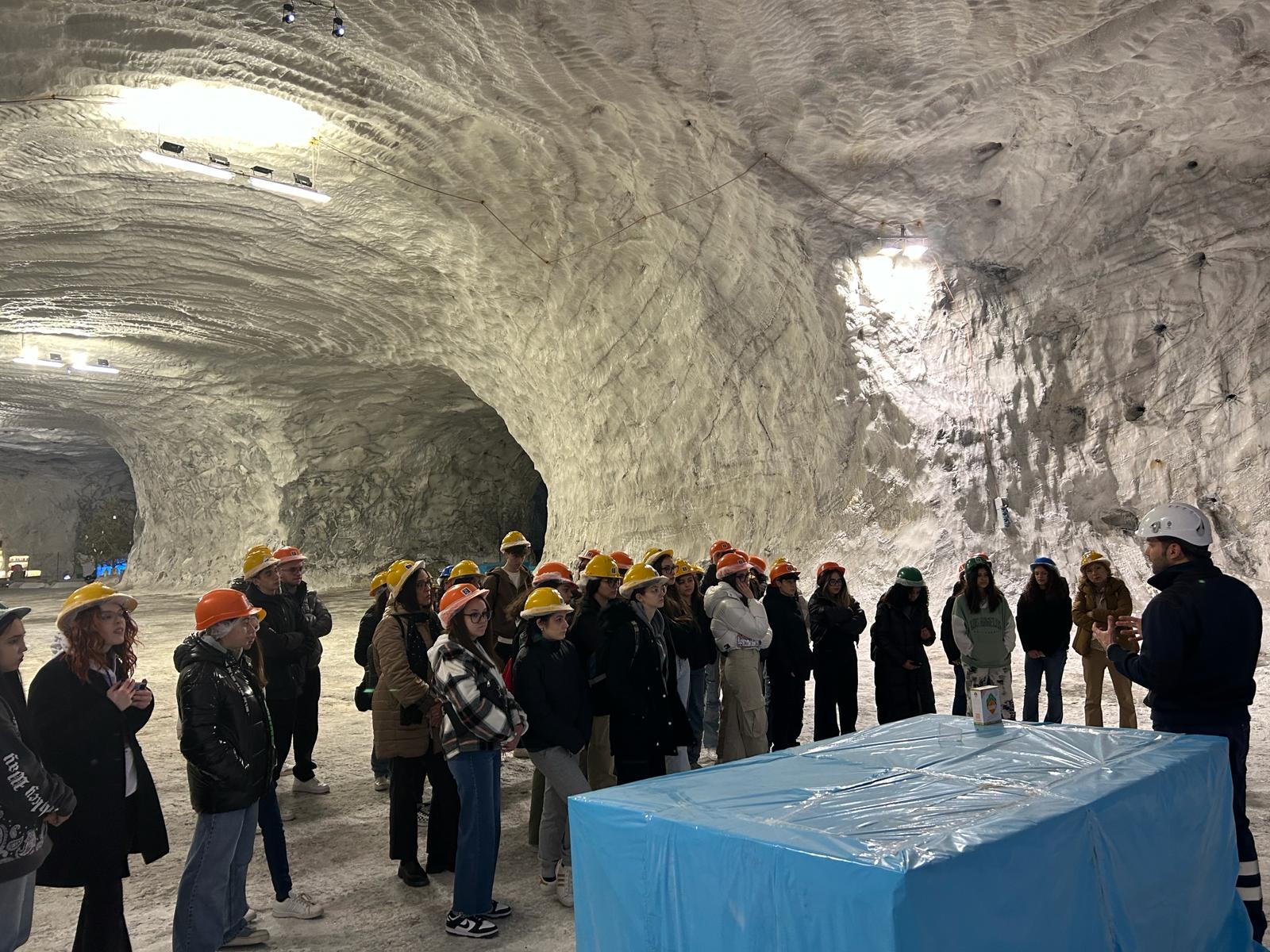 Caltanissetta, ITET Rapisardi Da Vinci in visita alla Miniera di Petralia Soprana