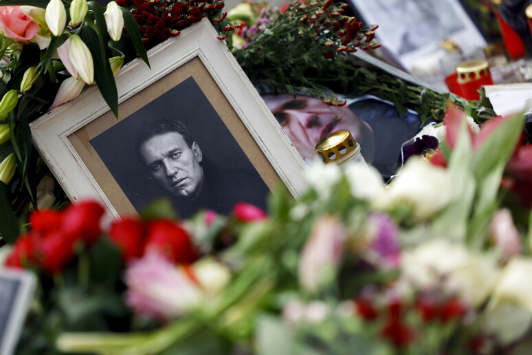 Funerale Navalny: presente anche l’ambasciatrice USA Lynne Tracy