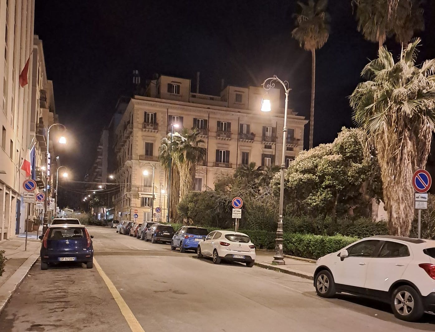 Illuminazione a Palermo, Amg riaccende oltre cento punti luce