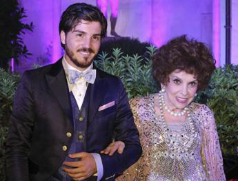 Gina Lollobrigida, giudice: “Da Piazzolla potente opera suggestione”