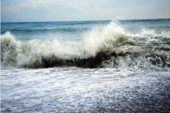 Mare ed ‘economia blu’, per gli italiani è motore di sviluppo: la conferma in uno studio