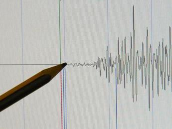 Terremoto Campi Flegrei, nuova scossa nella notte