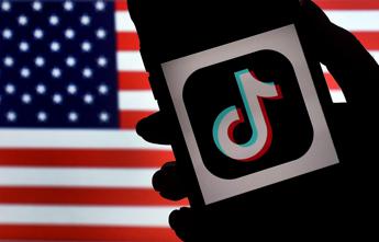 TikTok: “Nessun piano di vendere società negli Usa”