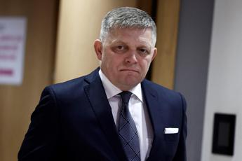 Attentato a Robert Fico, chi è il premier della Slovacchia