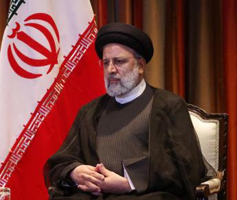 Iran, “Raisi è morto”. Trovato elicottero, nessun segno di vita