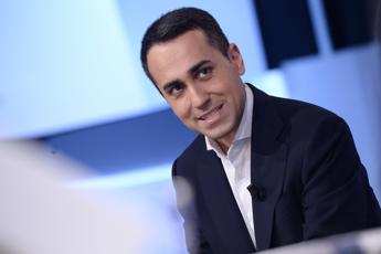 Luigi Di Maio papà a settembre, la compagna aspetta un maschietto