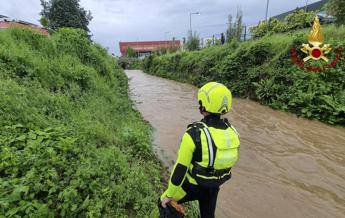 Maltempo Veneto, temporali e allagamenti: allerta rossa anche oggi. Zaia: “Ore drammatiche”