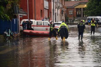 Maltempo oggi a Milano, allerta meteo arancione in Lombardia