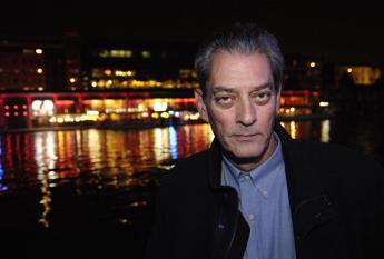 “Paul Auster è malato di cancro”, nel marzo 2023 l’annuncio choc della moglie