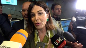 Turismo, Santanchè: “Indicatori per estate sono positivi”