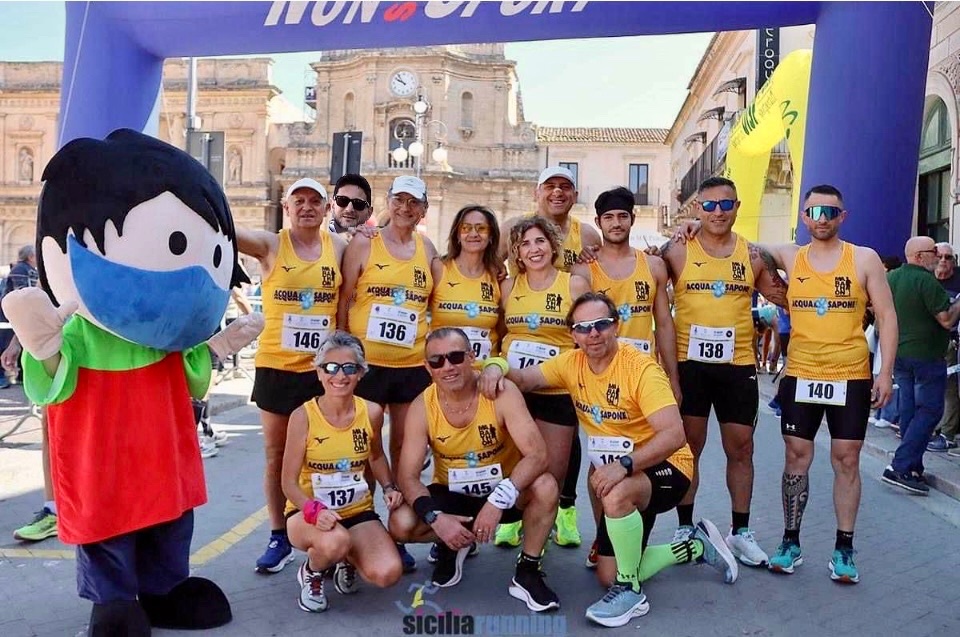 Successo alla settima edizione della Jazz Run Città di Vittoria: Marathon Caltanissetta presente con 12 atleti