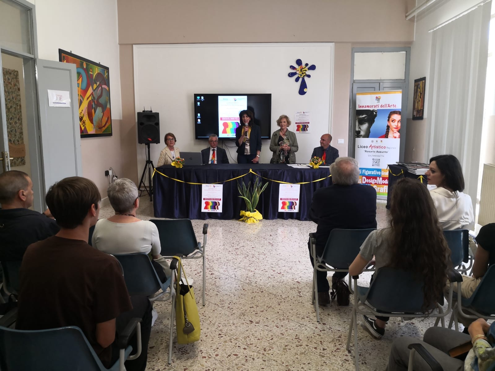 Caltanissetta. Consegnati dal Rotary Club a studenti del Liceo Assunto, Scientifico e Artistico di San Cataldo premi del concorso su diversità e inclusione