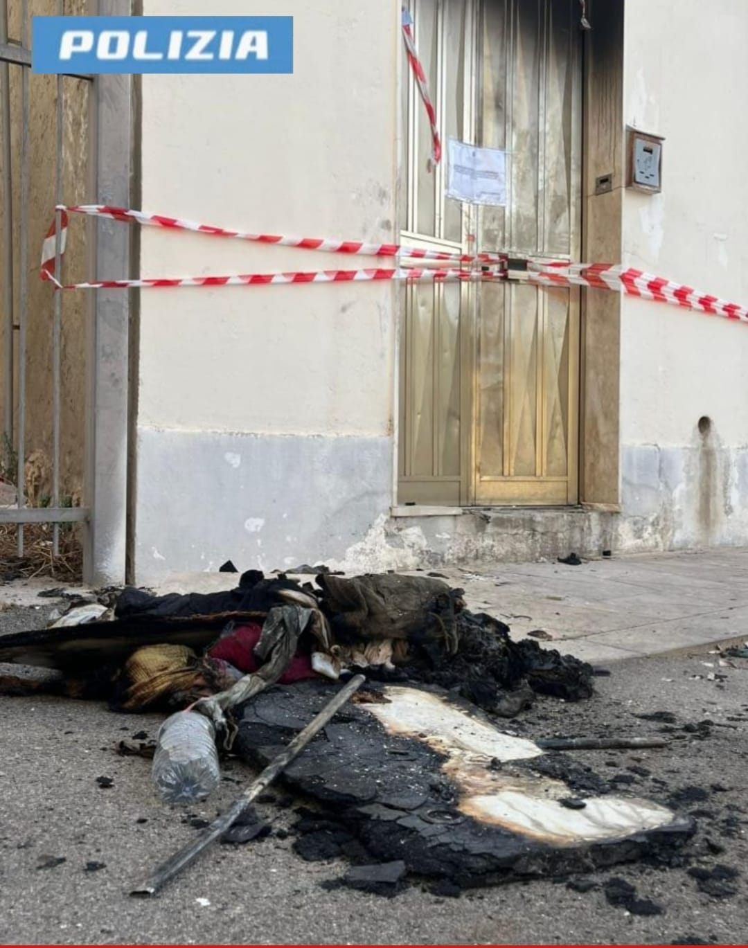 Nel Ragusano arrestato dalla Polizia il giovane che ha dato fuoco all’abitazione dei genitori cagionando la morte della madre e della sorella