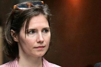 Amanda Knox: “Io sono una vittima, torturata da poliziotti”