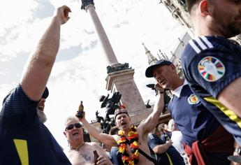 Euro 2024, tifosi Scozia guidano contromano: grave incidente in Germania