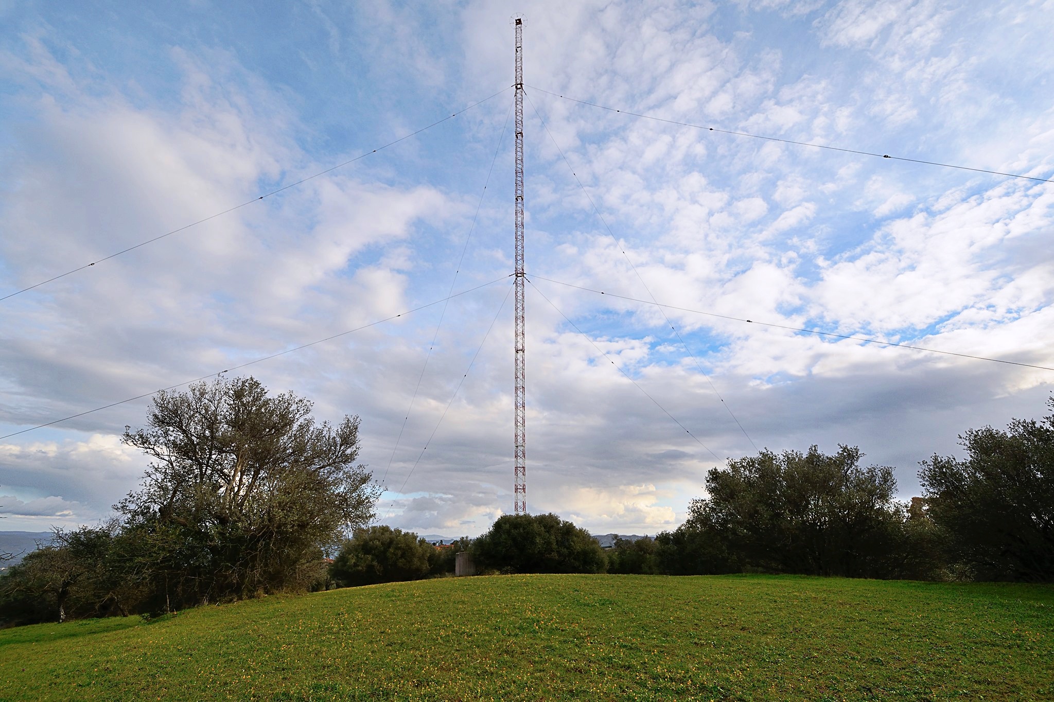 A Caltanissetta nasce, quale emanazione di European Radioamateur Association, l’Associazione di Volontariato Antenna Forty – Third