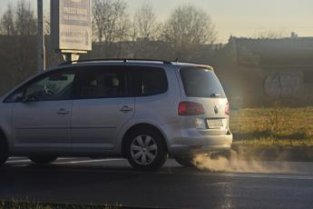 Smog, nuovi studi inchiodano Pm 2.5: “Impatto su morti premature e cuori fragili”