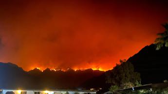 Turchia, mega incendio nel sudest: 5 morti e 44 feriti