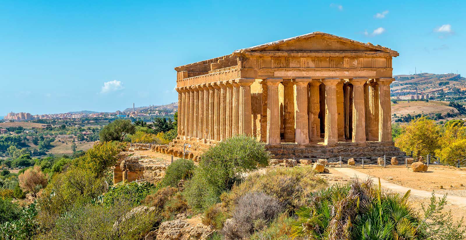 Beni culturali, al via biglietto unico per 4 siti archeologici siciliani con il tagliando “La Sicilia dei Templi”