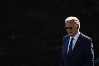 Biden, 24 giorni per resistere e 48 ore per ritiro storico: la scelta del presidente