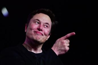 Elon Musk: “45 milioni di dollari al mese per campagna Trump? Un fake”