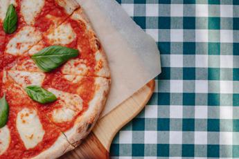 Food: tra farina e lieviti sempre più mani di donna, in crescita pizzaiole al top