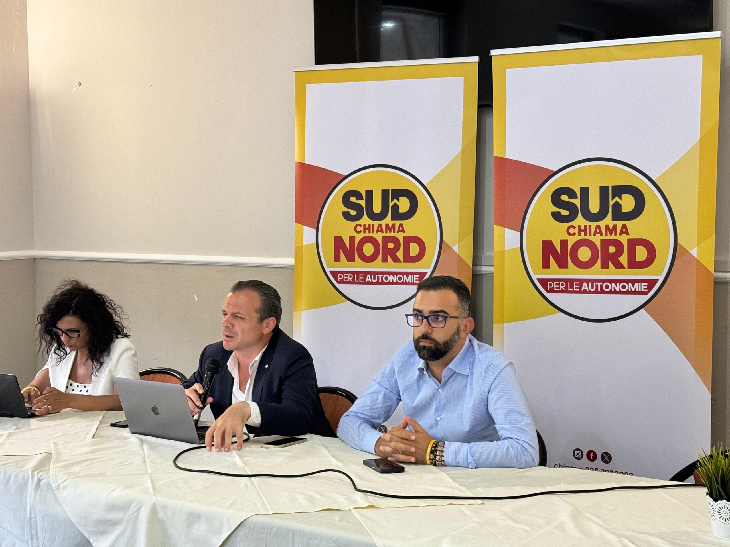 “Sud Chiama Nord”: Cateno De Luca traccia gli obiettivi politici per la provincia di Caltanissetta”