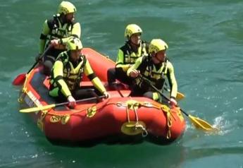 Ragazzo trascinato via dalla corrente del torrente Masino