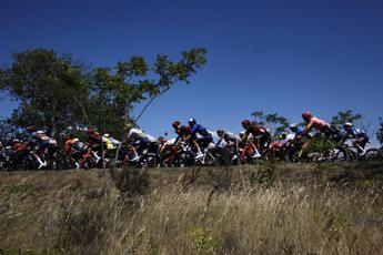 Tour de France, oggi 17a tappa sulle Alpi: orario, diretta tv