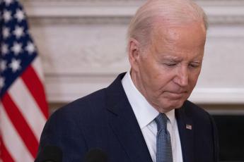 Trump difende Biden: “Ha sbagliato, ma non è finito”