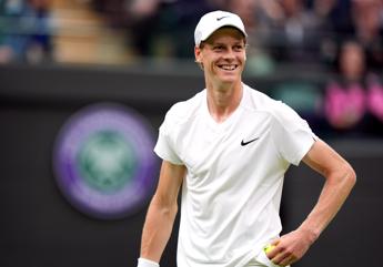 Wimbledon, Sinner ai quarti di finale: Shelton battuto in 3 set