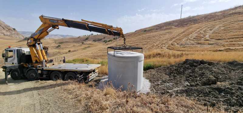 Mussomeli. Vasche prefabbricate in soccorso delle aziende zootecniche del Vallone per soddisfare fabbisogno idrico