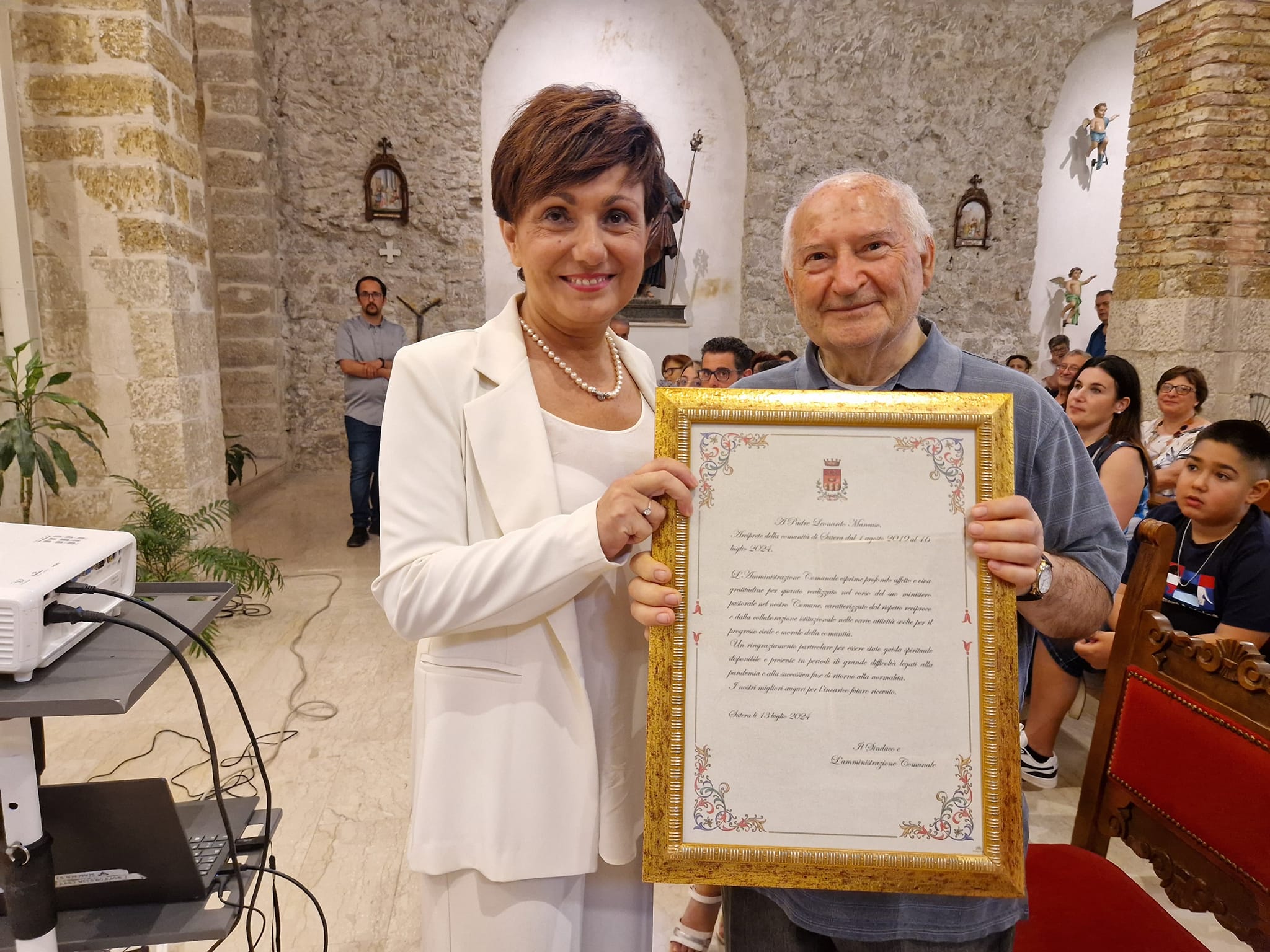 Sutera. Festa di comunità per il saluto a padre Leonardo Mancuso dopo 5 anni di servizio pastorale