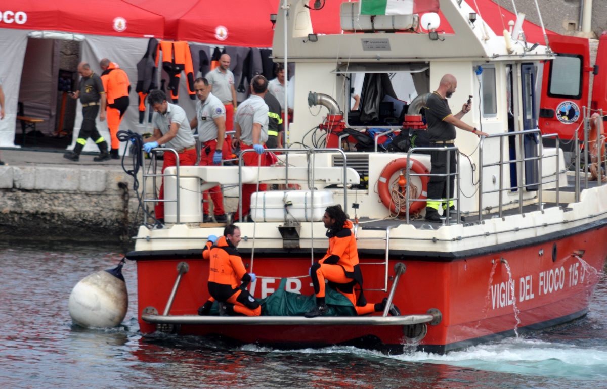 Naufragio yacht, recuperati i corpi di cinque dei sei dispersi