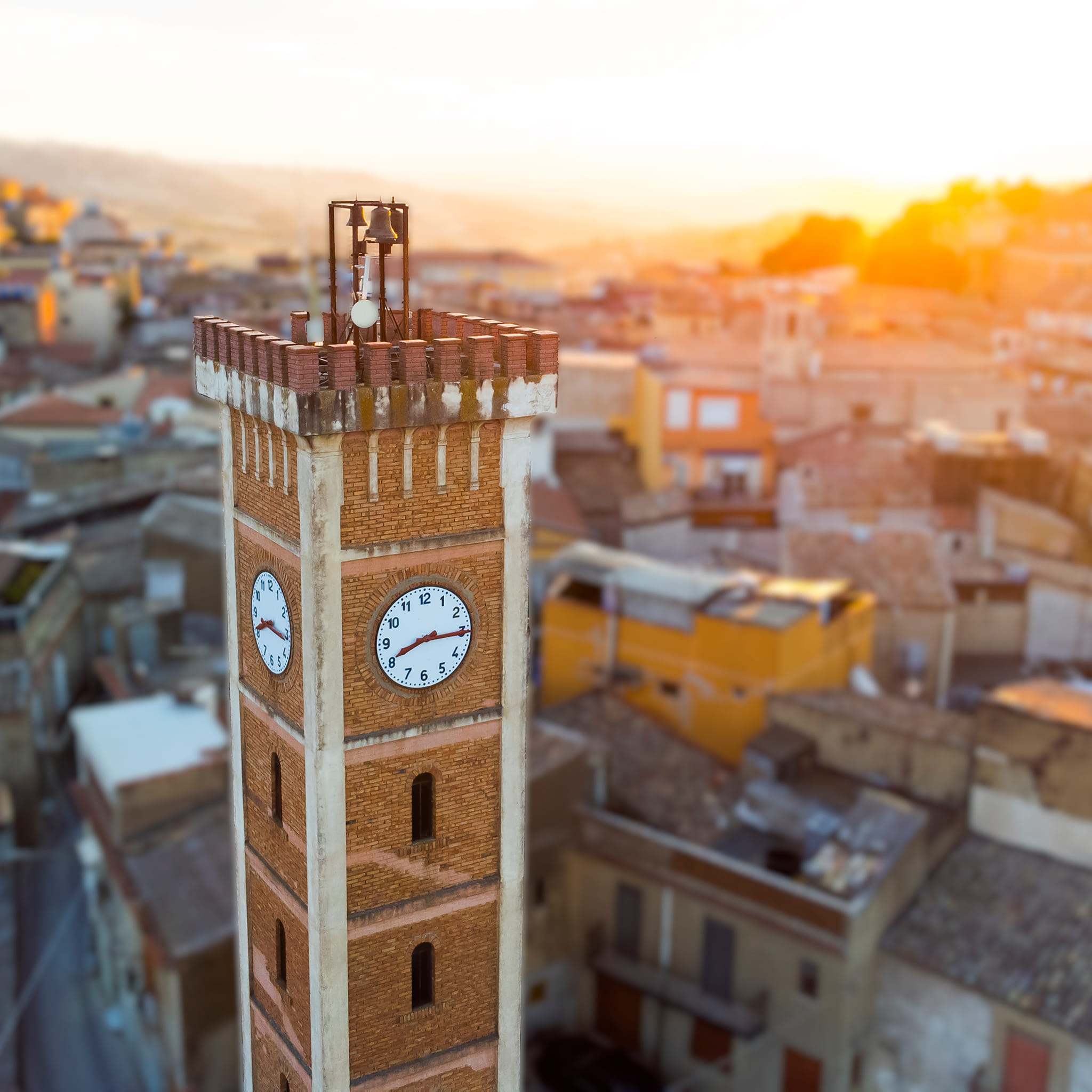 San Cataldo. Il 5 agosto alla Torre Civica proiezione del reportage “Il Silenzio del Sudore”